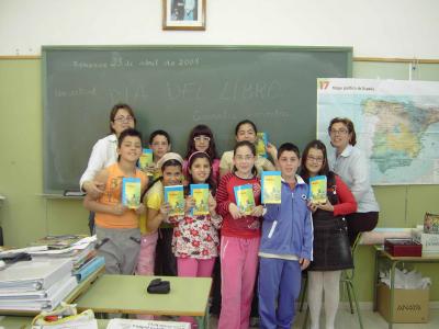 D&Iacute;A DEL LIBRO EN MI CLASE